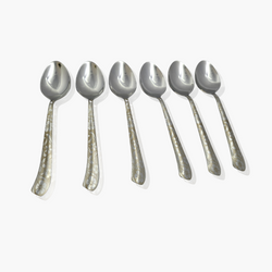 Stainless Steel Cutlery Set - D06 [6 Person Serving]