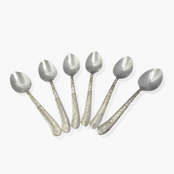 Stainless Steel Cutlery Set - D06 [6 Person Serving]