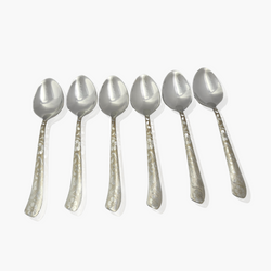 Stainless Steel Cutlery Set - D06 [6 Person Serving]